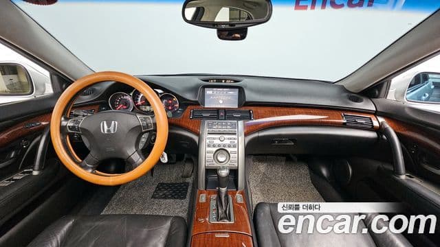 Honda 레전드 4세대, 2010 7