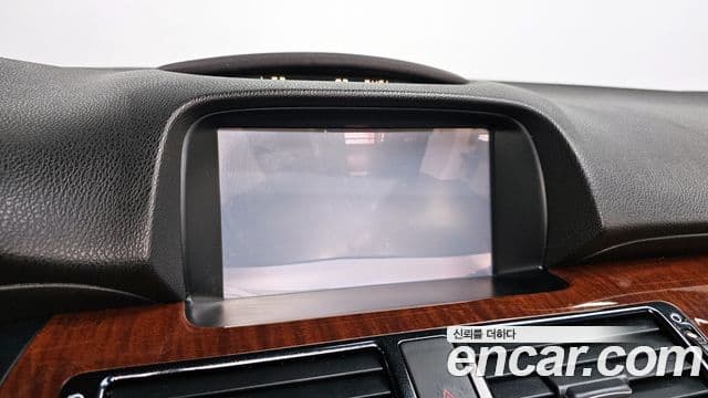 Honda 레전드 4세대, 2010 15