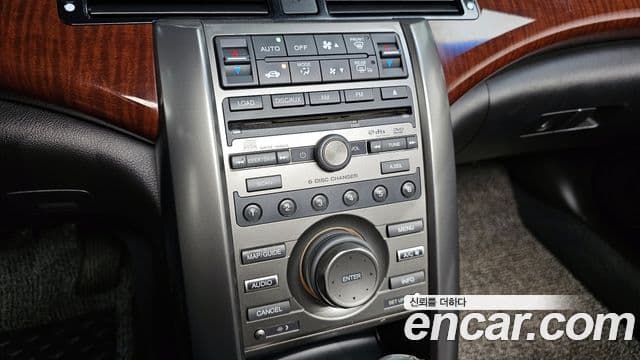 Honda 레전드 4세대, 2010 18