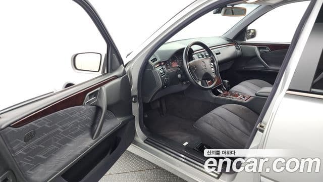 Mercedes-Benz E-класс W210, 2001 10