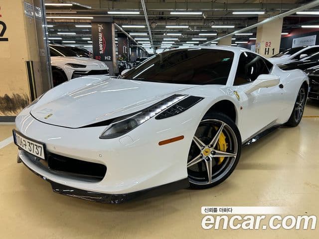 Ferrari 458 Italia, 2011 3