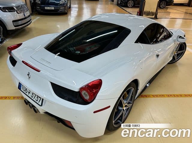 Ferrari 458 Italia, 2011 4