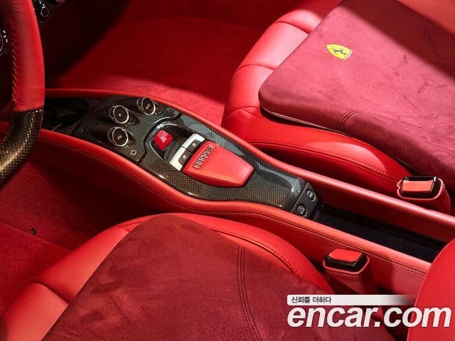 Ferrari 458 Italia, 2011 16