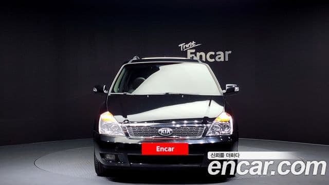 Kia Carnival R President, 2013 3