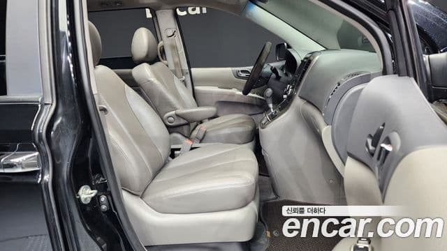 Kia Carnival R President, 2013 11