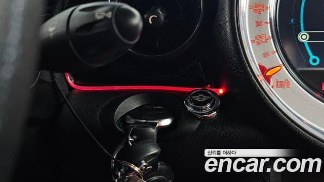 Mini Cooper SD купе, 2013 15