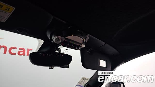 Mini Cooper SD купе, 2013 16