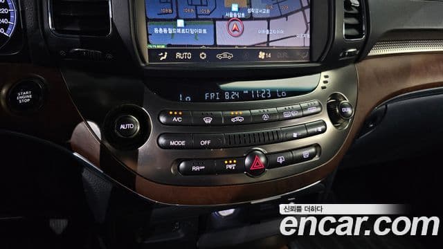 KG모빌리티(SsangYong) 뉴체어맨 W Prestige, 2014 16