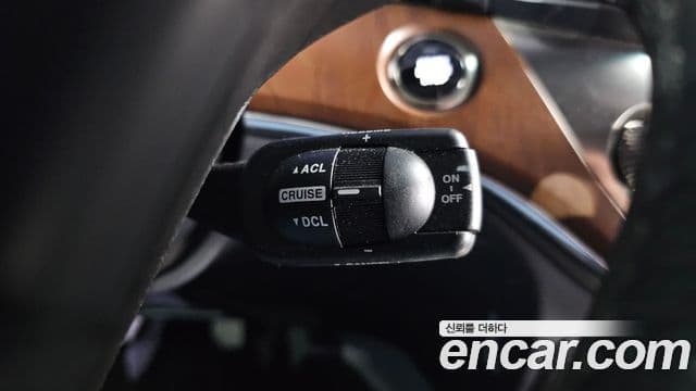 KG모빌리티(SsangYong) 뉴체어맨 W Prestige, 2014 18