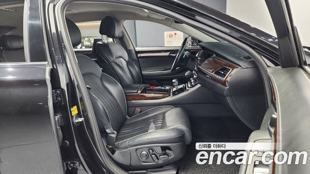 Genesis EQ900 Prestige, 2018 11