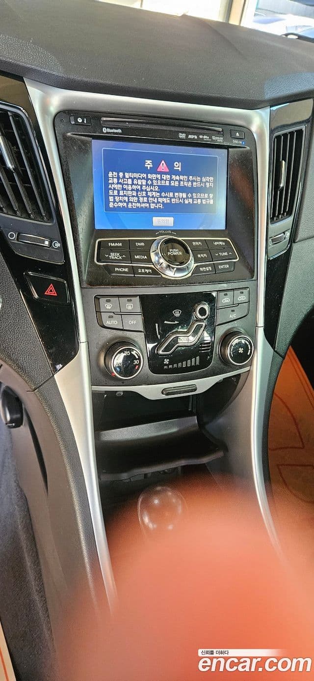 Hyundai YF Sonata топовая версия, 2010 7