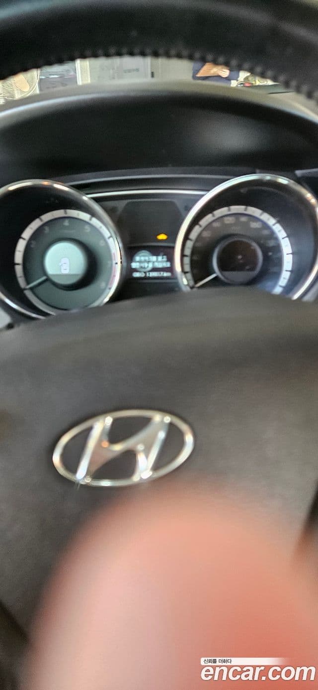 Hyundai YF Sonata топовая версия, 2010 8