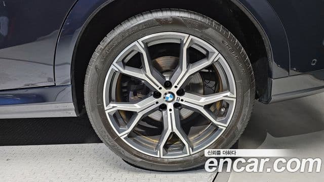 BMW X6 (G06) xDrive40i M Sport, 2023 все фото