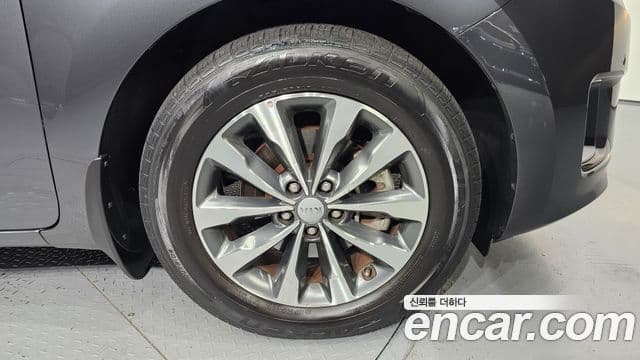 Kia All New Carnival Prestige, 2016 все фото