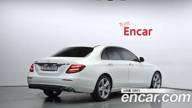 Mercedes-Benz E-класс W213 Avantgarde, 2018 2