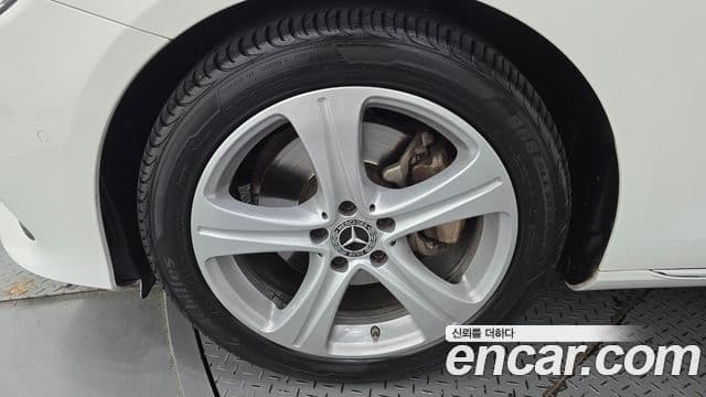 Mercedes-Benz E-класс W213 Avantgarde, 2018 все фото