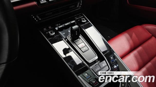 Porsche 911 (992) Carrera 4S, 2020 9