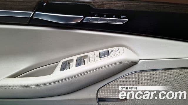 Genesis G90 Luxury, 2021 18
