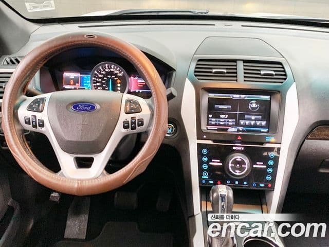 Ford Explorer 5세대, 2014 11