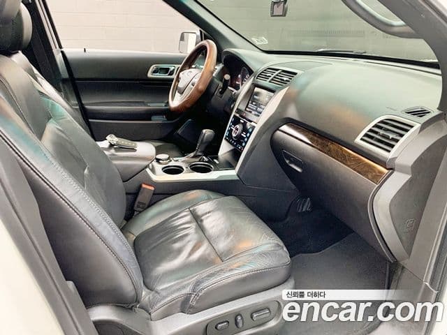 Ford Explorer 5세대, 2014 14