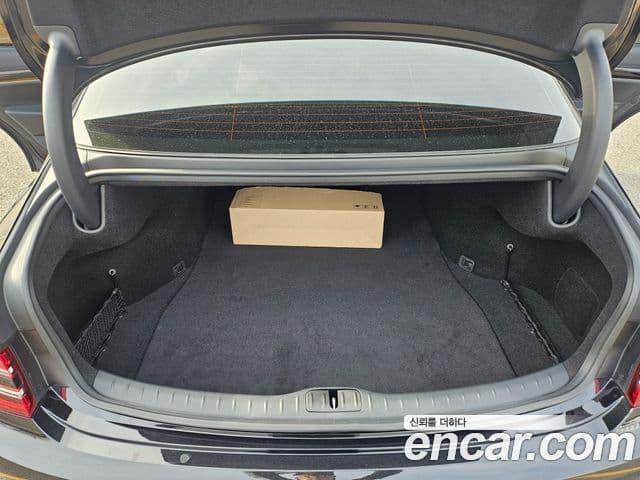 Genesis G80 (RG3) бензин 2.5 турбо AWD, 2023 10