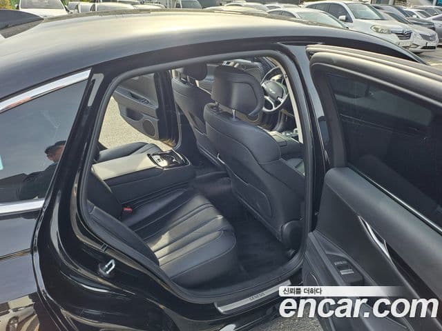 Genesis G80 (RG3) бензин 2.5 турбо AWD, 2023 12