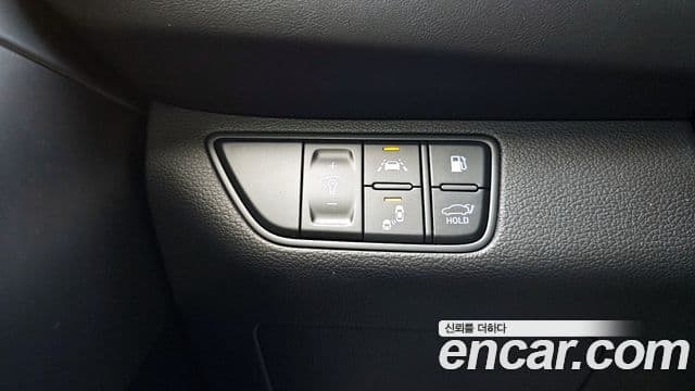 Genesis G70 Elite, 2019 17