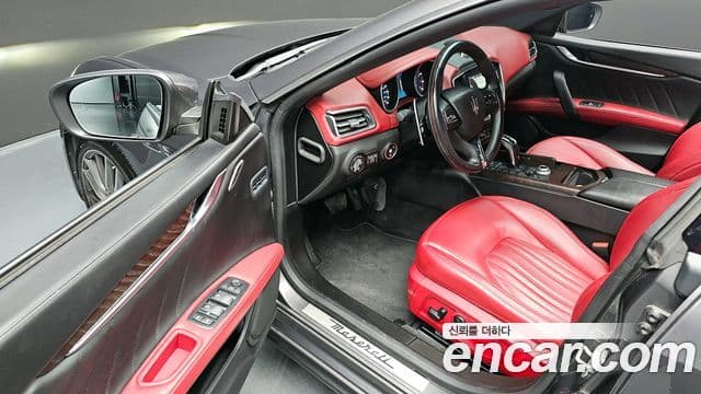 Maserati 기블리 3세대, 2019 12