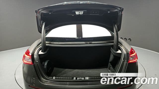 Maserati 기블리 3세대, 2019 20