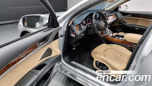 Audi New A8 D4, 2012 11