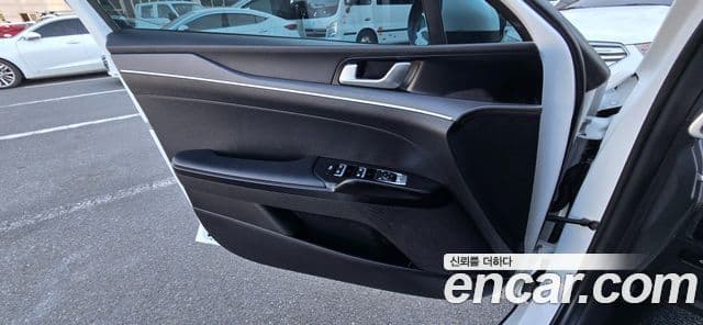 Kia K5 3세대 Prestige, 2021 16