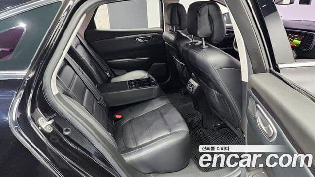 Renault Korea(Samsung) SM6 2.0 LPe LE (для людей с инвалидностью), 2016 12