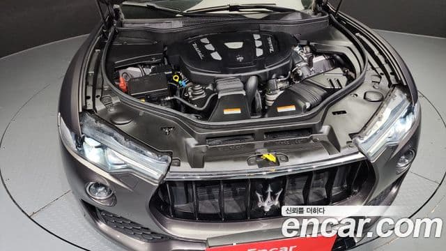 Maserati Levante 3.0 дизель AWD GranSport, 2018 6