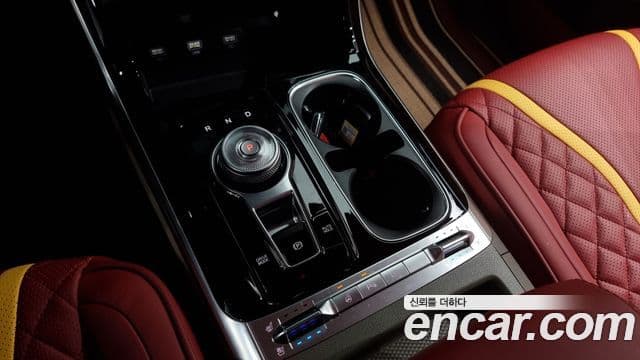 Kia Carnival 4세대 бензин 9인승 High Limousine(компания по спецнадстройкам), 2023 9