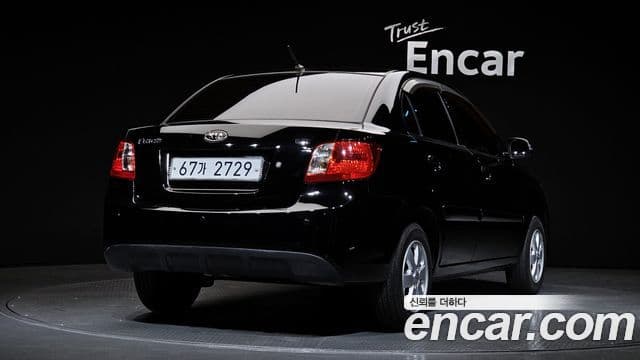 Kia Pride(новый кузов / новое поколение) 4DR 1.4 DOHC LX, 2010 2
