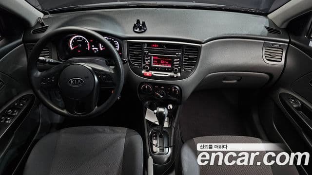 Kia Pride(новый кузов / новое поколение) 4DR 1.4 DOHC LX, 2010 7
