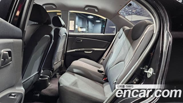 Kia Pride(новый кузов / новое поколение) 4DR 1.4 DOHC LX, 2010 13