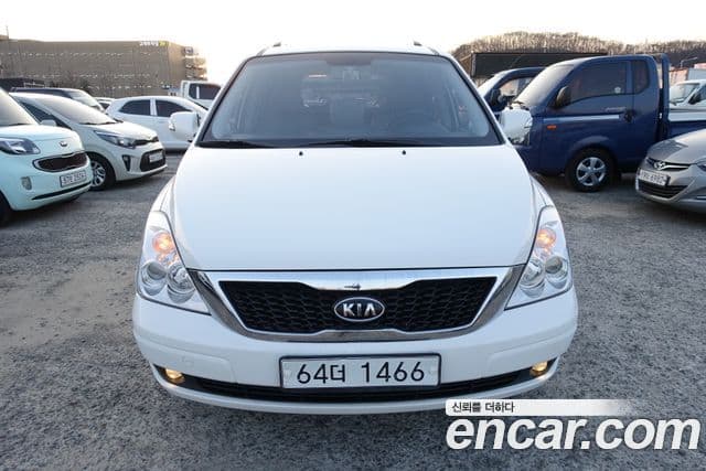 Kia Carnival R топовая версия, 2012 3