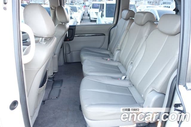 Kia Carnival R топовая версия, 2012 13