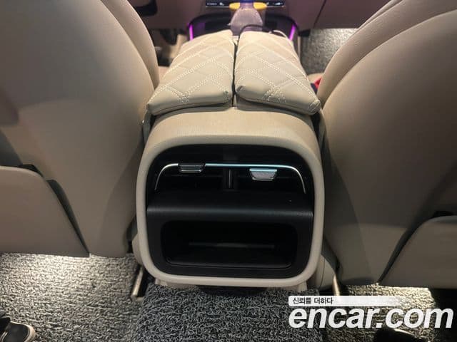 Mercedes-Benz E-класс W214 Exclusive, 2024 15