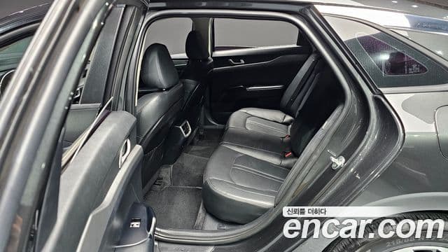 Kia K5 3세대 Prestige, 2020 19