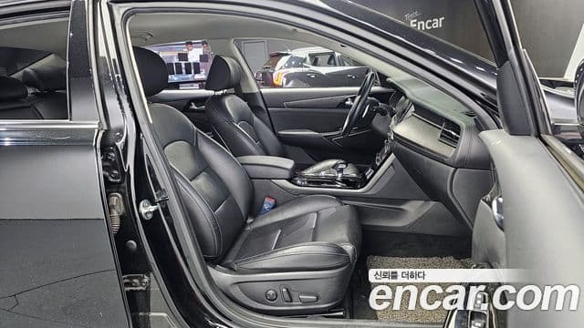 Kia K7 Premier Noblesse, 2020 10