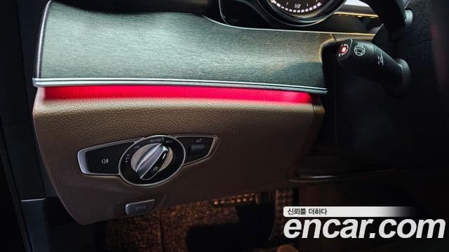 Mercedes-Benz E-класс W213 Avantgarde, 2020 16