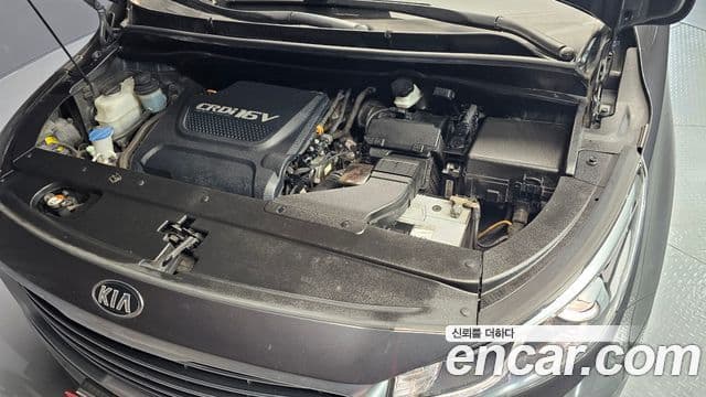 Kia All New Carnival VIP, 2016 6