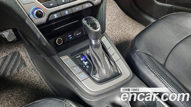 Hyundai Avante AD 1.6 GDI Smart, 2017 9