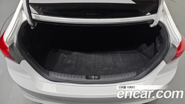 Hyundai Avante AD 1.6 GDI Smart, 2017 20