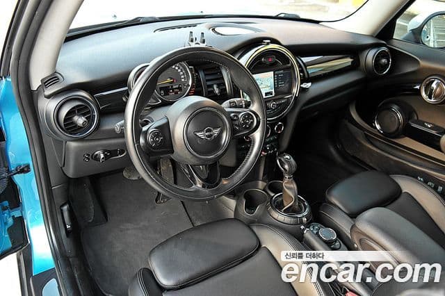 Mini Cooper D 3세대, 2015 15