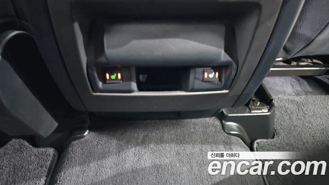 Land Rover Discovery 4 3.0 SDV6 SE, 2016 18