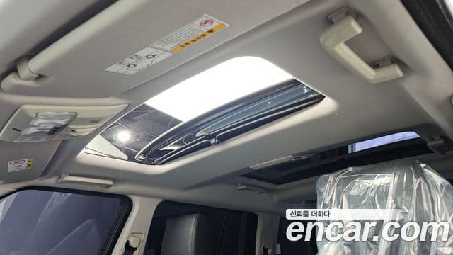 Land Rover Discovery 4 3.0 SDV6 SE, 2016 19