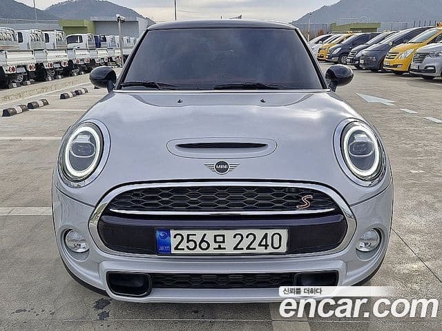 Mini Cooper S 3세대, 2019 1